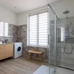 Apartment Cocon D'hiver: Cozy Retreat With Netflix & Family-friendly Amenities *