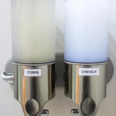 Apartamento Cocon D'hiver - Netflix & Wifi - Parking Gratuit - Check-in 24h24 - Kit Bebe Disponible Sur Demande - Emplacement Velos - Goodmarning Châlons-en-Champagne