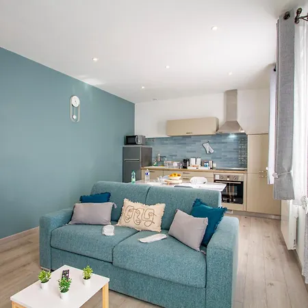 Apartment Cocon D'hiver: Cozy Retreat With Netflix & Family-friendly Amenities