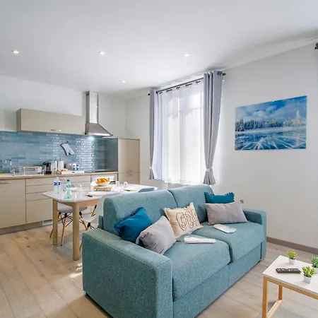 Cocon D'hiver - Netflix & Wifi - Parking Gratuit - Check-in 24h24 - Kit Bebe Disponible Sur Demande - Emplacement Velos - Goodmarning Apartamento